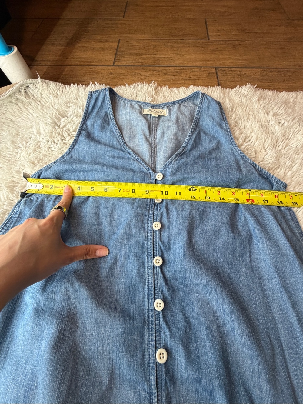 Madewell button front sleeveless easy in haslett wash dress. Size M Style L4473 - Picture 10 of 12